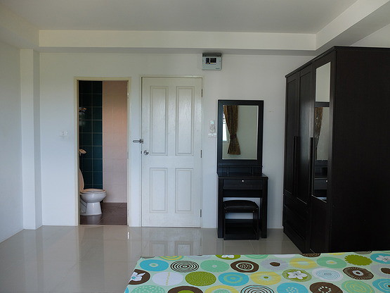 1 Bed Condo · Mueang Chon Buri, chon_buri — photo 2