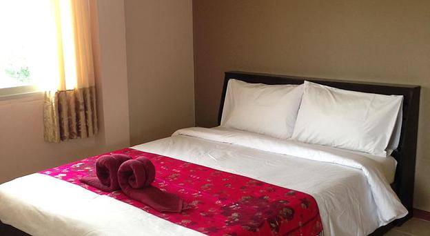 1 Bed Condo — photo 2