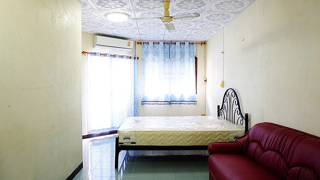 1 Bed Condo · Bang Kapi, bangkok — photo 2