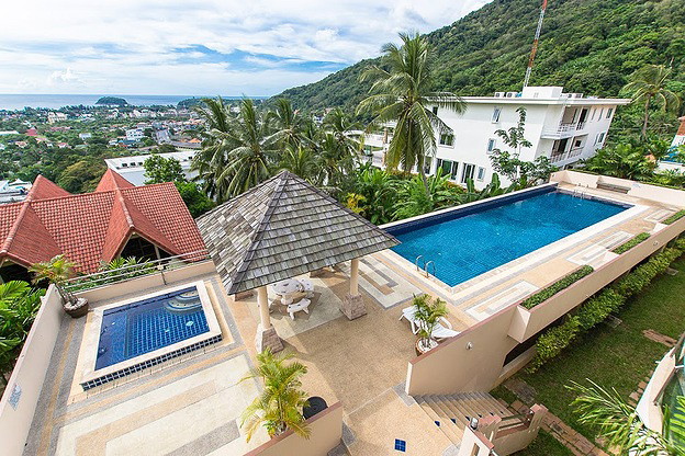 Kata Top View Apartment