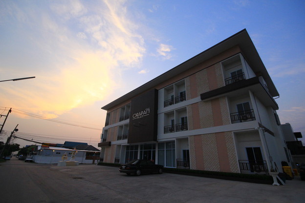 1 Bed Condo — photo 3
