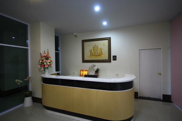 1 Bed Condo — photo 4