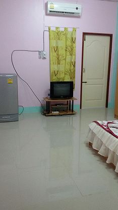 1 Bed Condo — photo 2