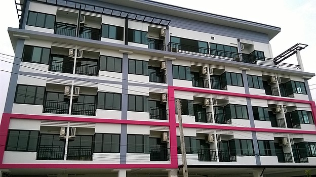 1 Bed Condo