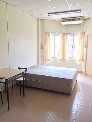 1 Bed Condo