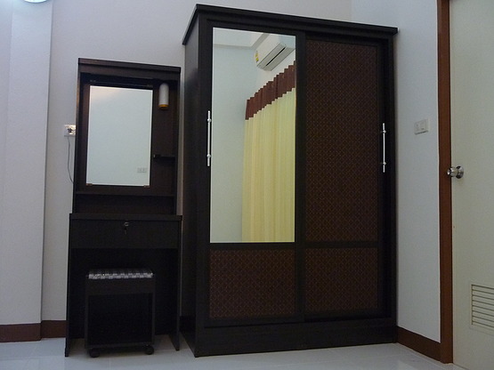 1 Bed Condo — photo 2