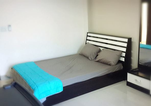 1 Bed Condo — photo 2
