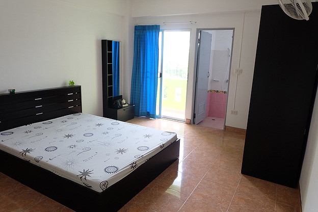 1 Bed Condo · Mueang Chon Buri, chon_buri — photo 4