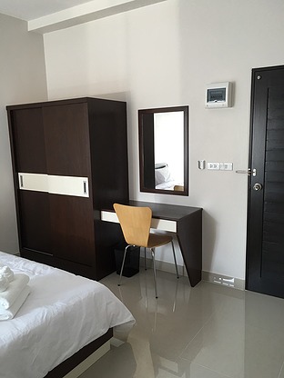 1 Bed Condo — photo 3