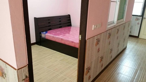 1 Bed Condo — photo 2