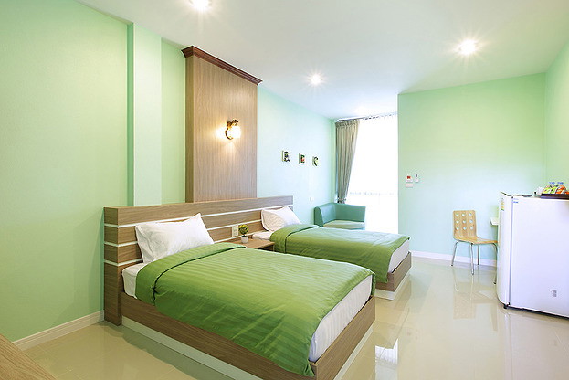 1 Bed Condo — photo 3