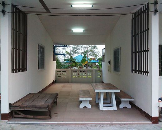 1 Bed Condo — photo 3