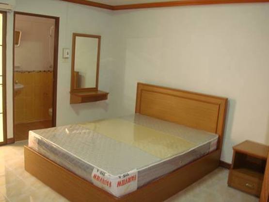 1 Bed Condo — photo 4
