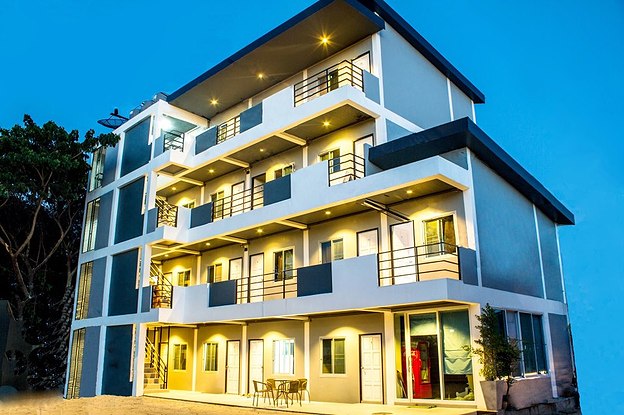 1 Bed Condo