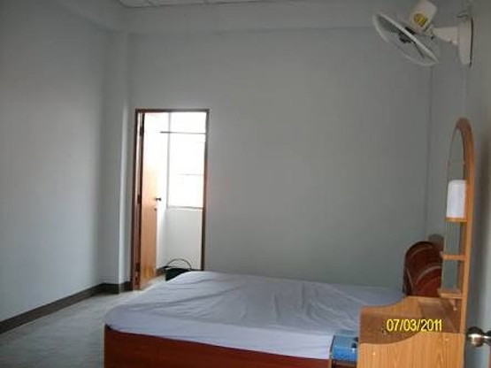 1 Bed Condo