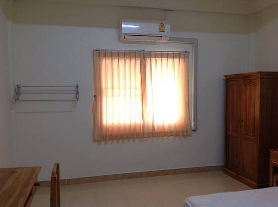 1 Bed Condo — photo 3
