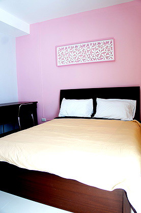 1 Bed Condo — photo 1