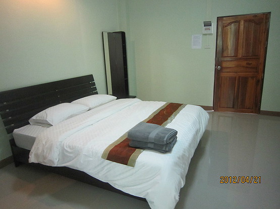 1 Bed Condo — photo 2