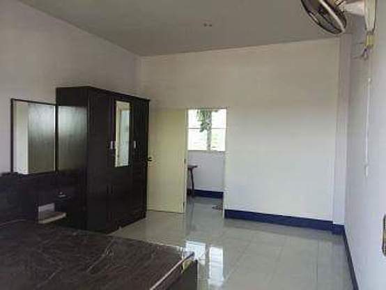 1 Bed Condo — photo 3
