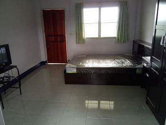 1 Bed Condo — photo 4