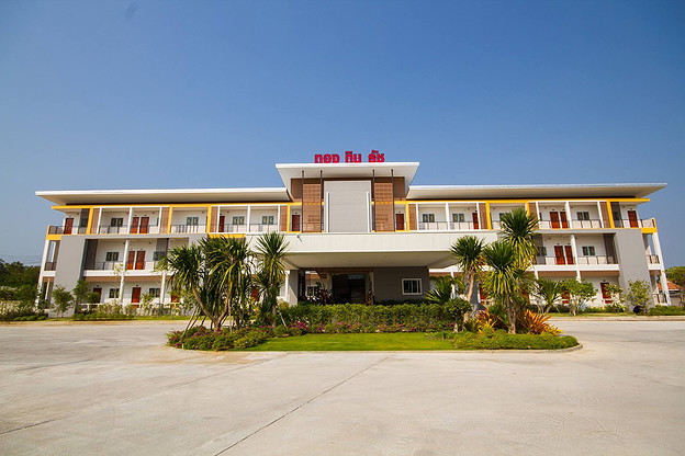 1 Bed Condo