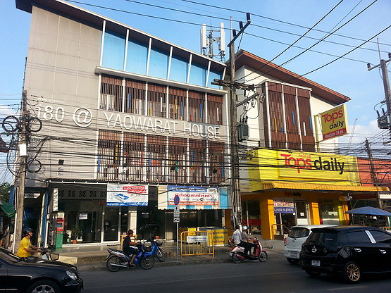 180@Yaowarat House