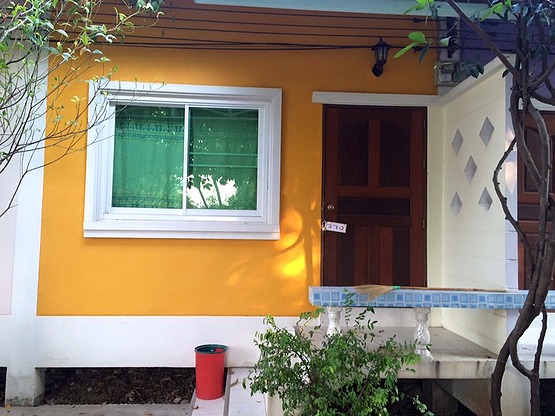1 Bed Condo — photo 2