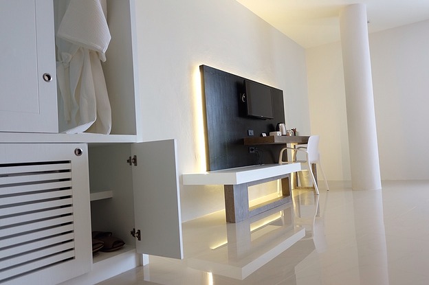 1 Bed Condo
