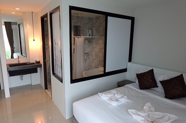 1 Bed Condo — photo 5