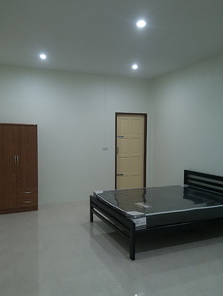 1 Bed Condo — photo 4