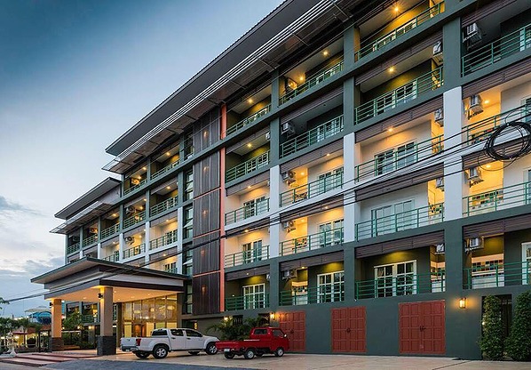 1 Bed Condo — photo 3