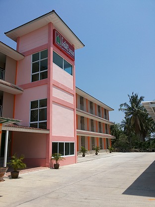 1 Bed Condo
