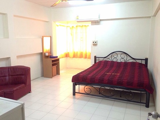 1 Bed Condo — photo 3