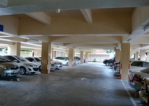 1 Bed Condo — photo 3