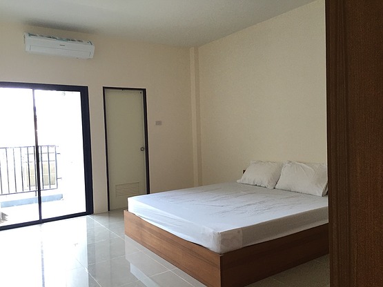 1 Bed Condo · Mueang Chon Buri, chon_buri — photo 2