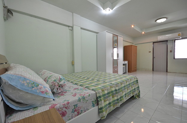 Condo · Mueang Nonthaburi, nonthaburi — photo 3