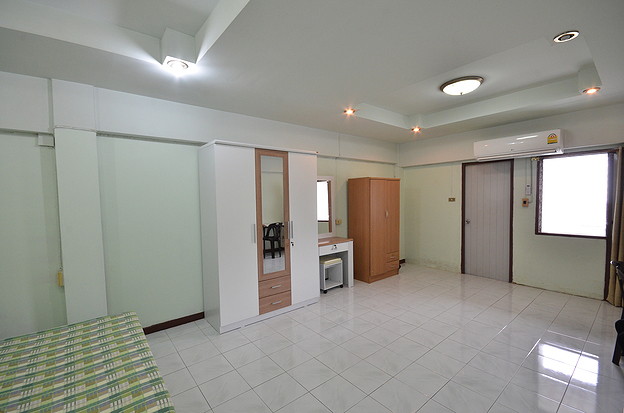 Condo · Mueang Nonthaburi, nonthaburi — photo 4
