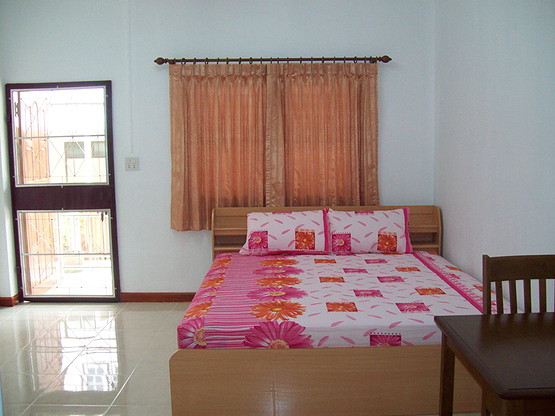 1 Bed Condo — photo 3