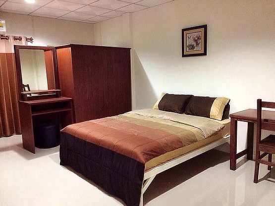 1 Bed Condo — photo 3