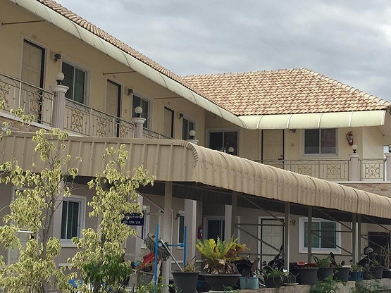 1 Bed Condo