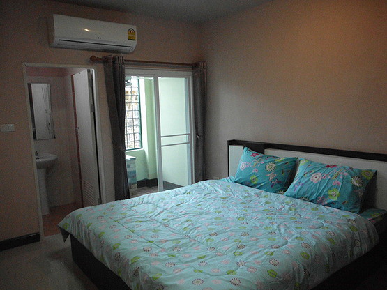 1 Bed Condo — photo 4
