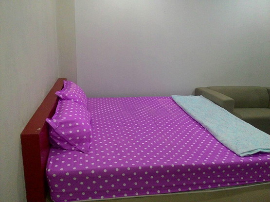 1 Bed Condo — photo 2