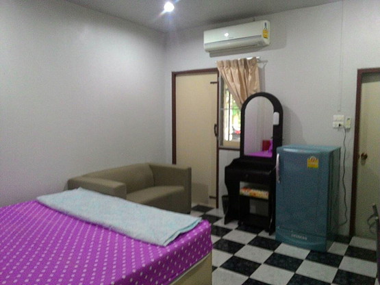 1 Bed Condo — photo 3