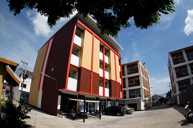 1 Bed Condo