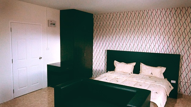 1 Bed Condo — photo 4