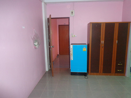 1 Bed Condo — photo 3