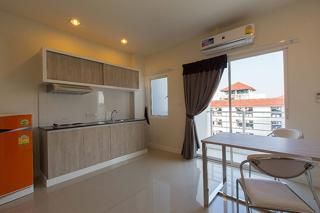 1 Bed Condo — photo 5
