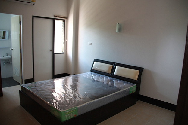 Condo · Saraphi, chiang_mai