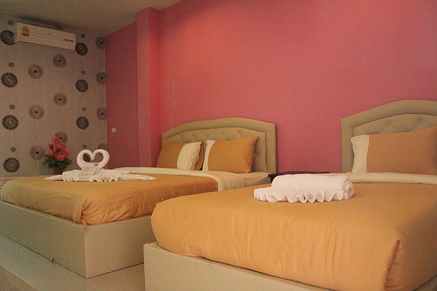 1 Bed Condo