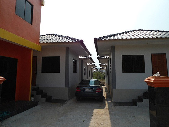 1 Bed Condo